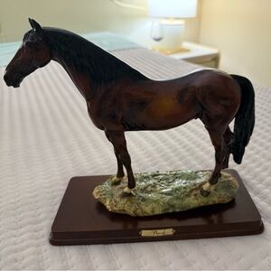 Elegant Brown Horse Sculpture
